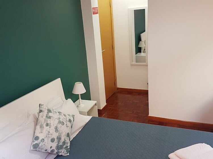 پانسیون Fx Carvalhal