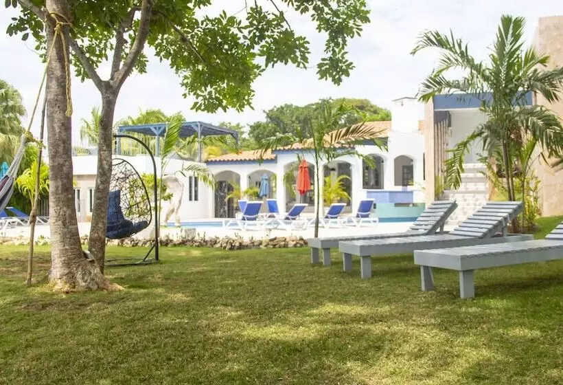 پانسیون High Life Villa