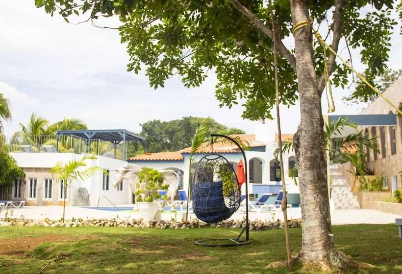 پانسیون High Life Villa