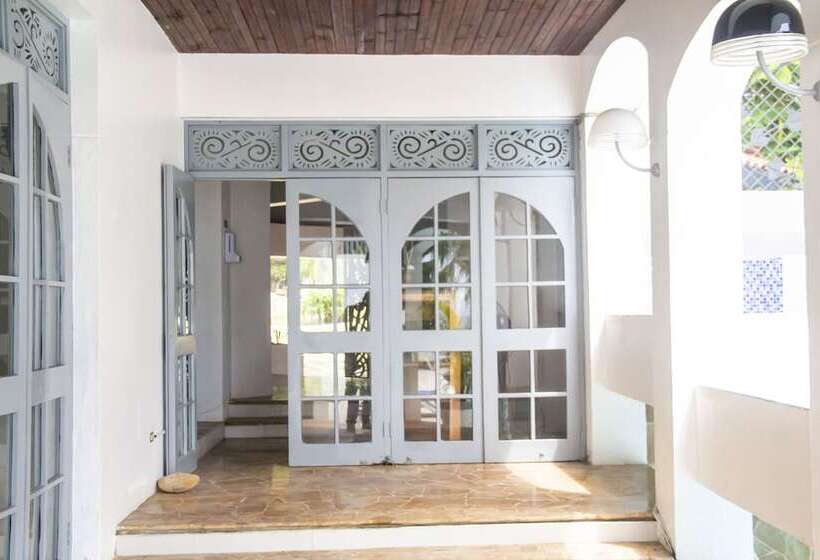 پانسیون High Life Villa