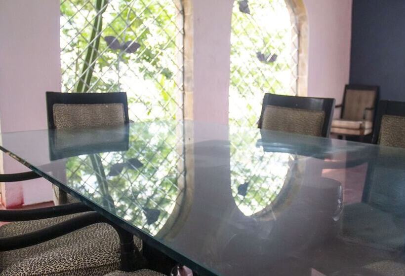 پانسیون High Life Villa