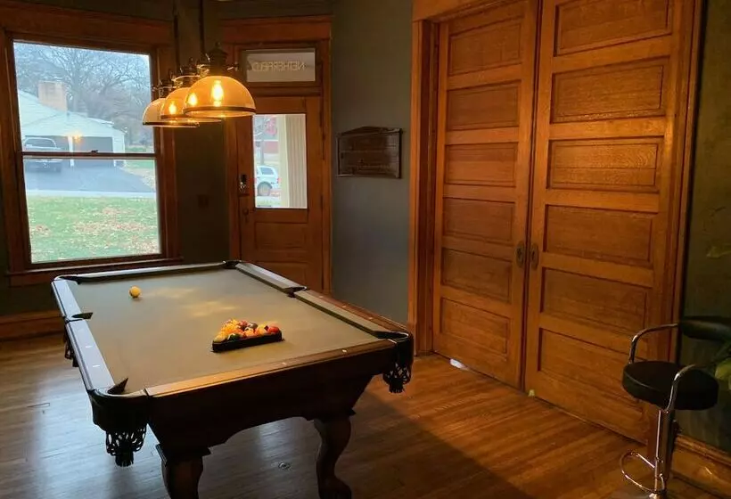 Majatalo Kaskaskia Place