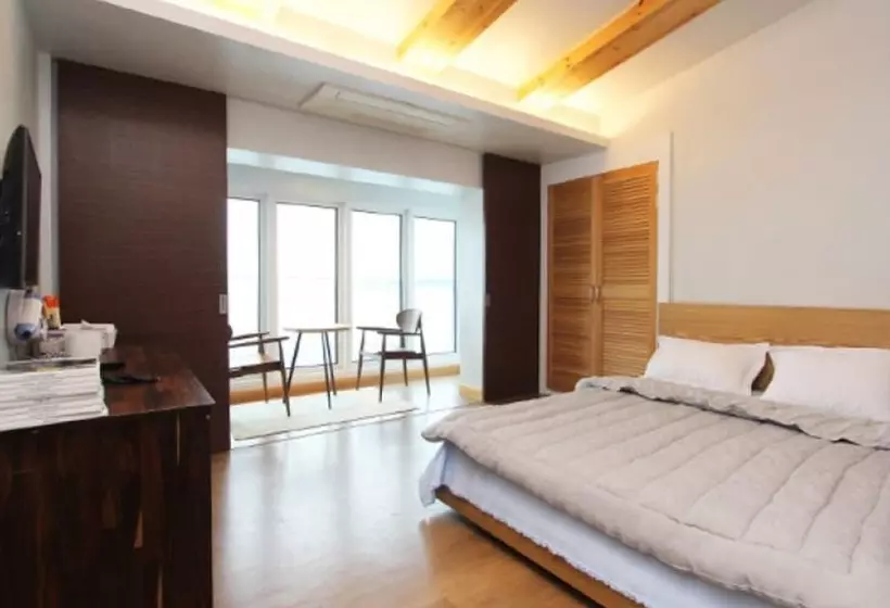 Uljin Firenze Gogung Pension