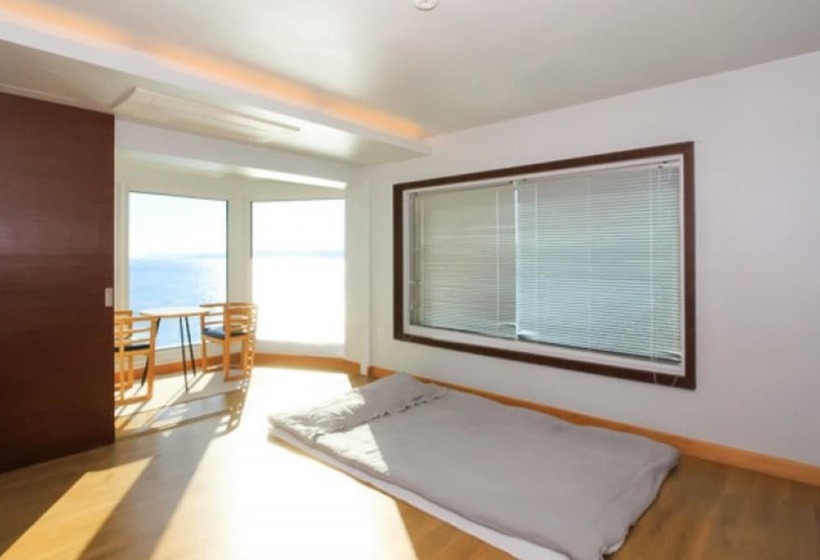 Uljin Firenze Gogung Pension