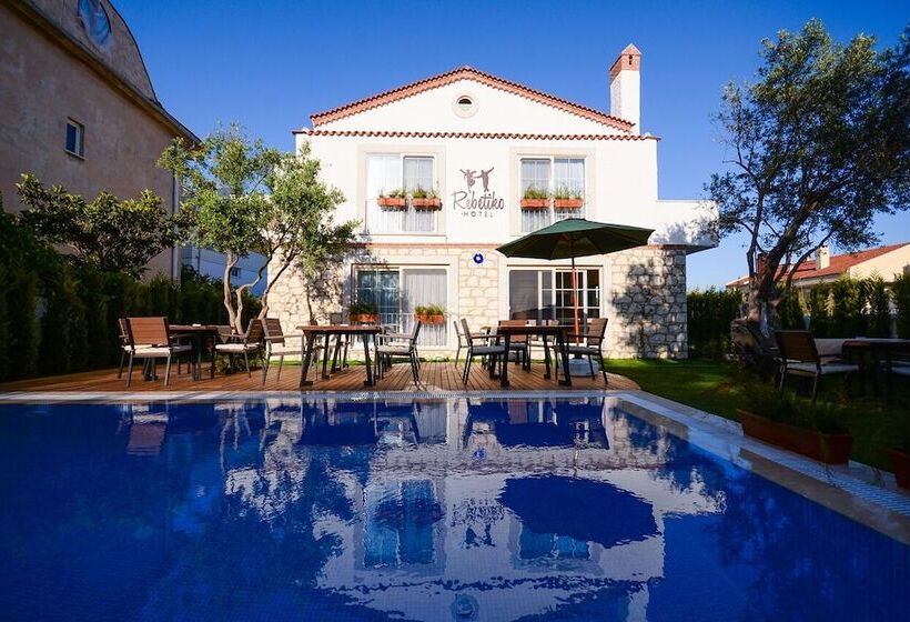 Alaçatı Otel Rebetiko