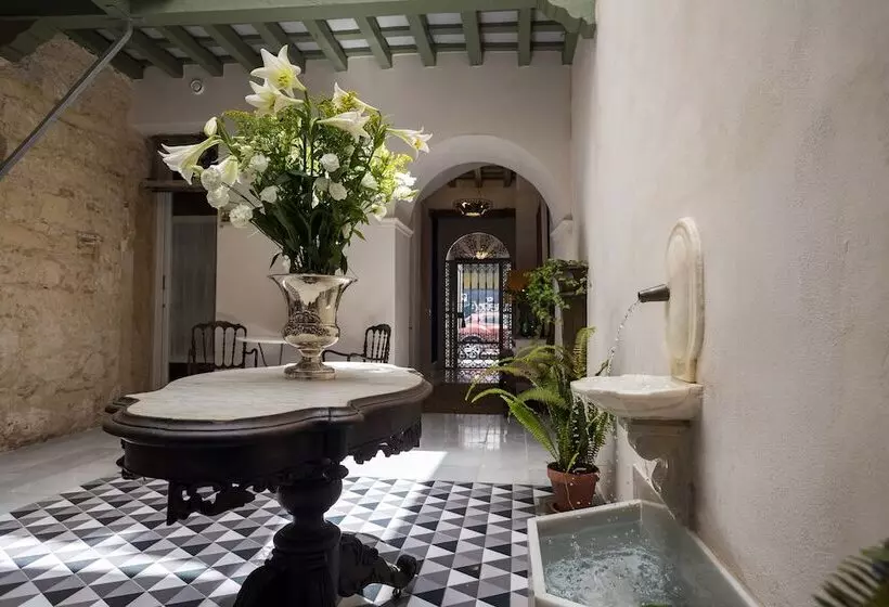 ベッドアンドブレックファースト Portus Gaditanus Sxviii Patio Andaluz