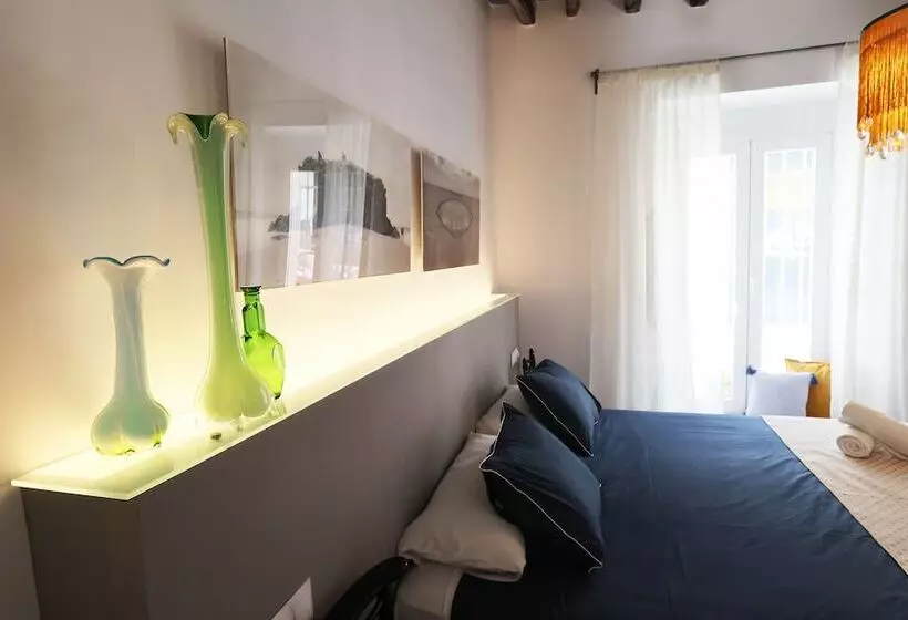 ベッドアンドブレックファースト Portus Gaditanus Sxviii Patio Andaluz