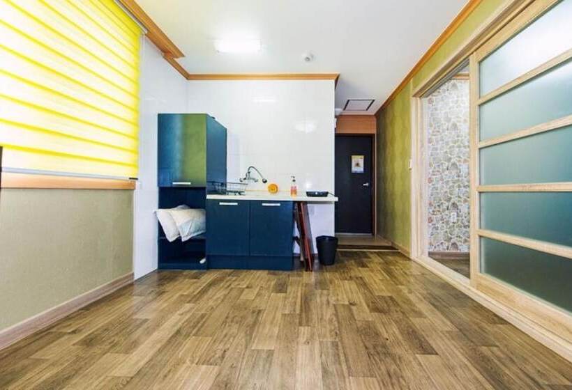 Boryeong Haebaragi Pension