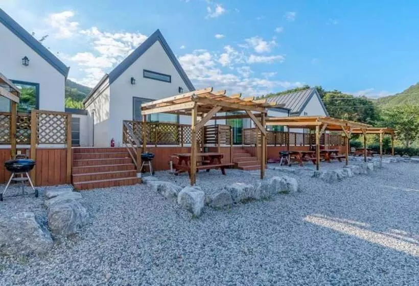 Chungju Garden Story Pension