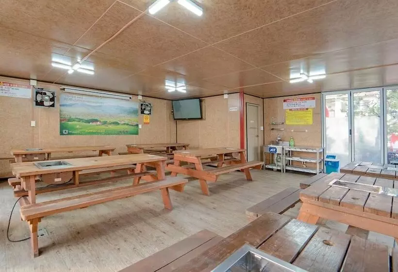 Daecheon Swiss Chalet Spa Pension