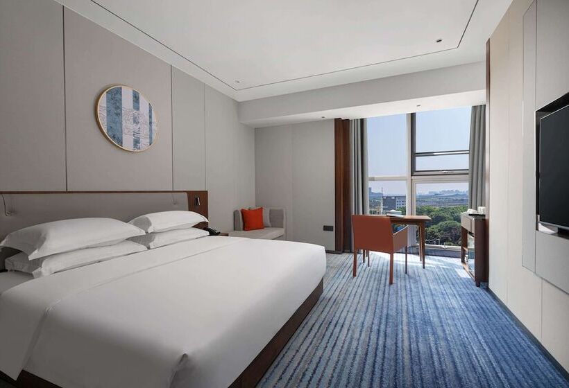 Days Hotel By Wyndham Changsha South