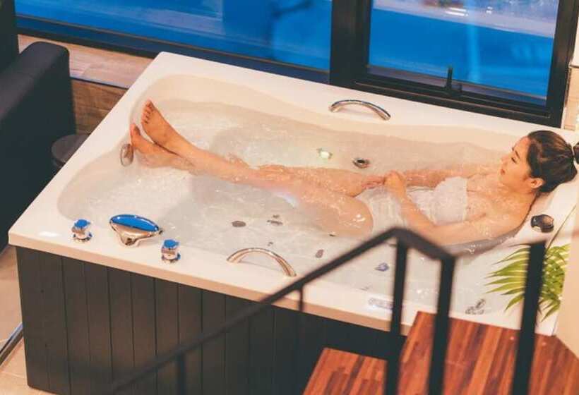 펜션 Gangleung Laimbichipensyeon