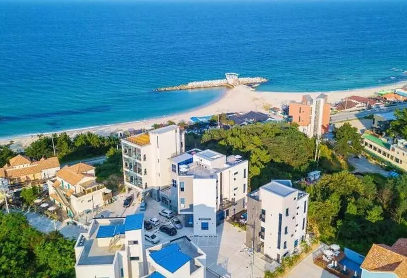 Majatalo Gangleung Laimbichipensyeon