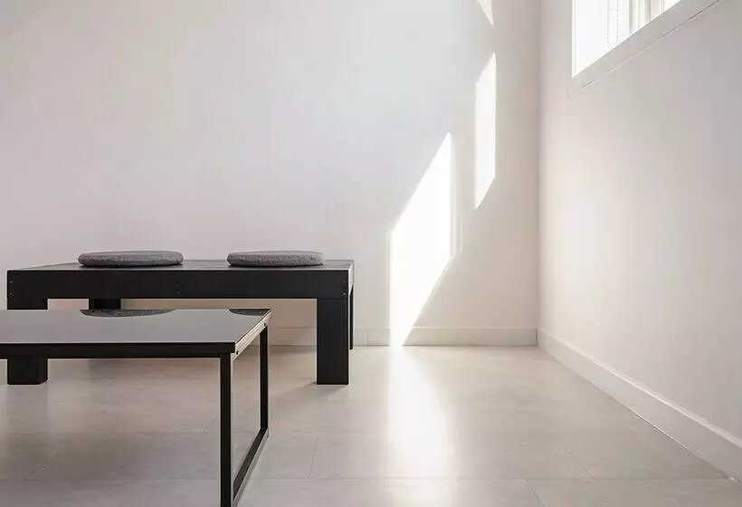 Gangneung Lacblanc Pension