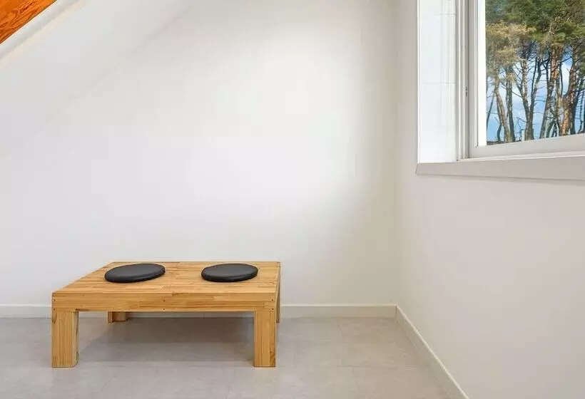 Gangneung Lacblanc Pension