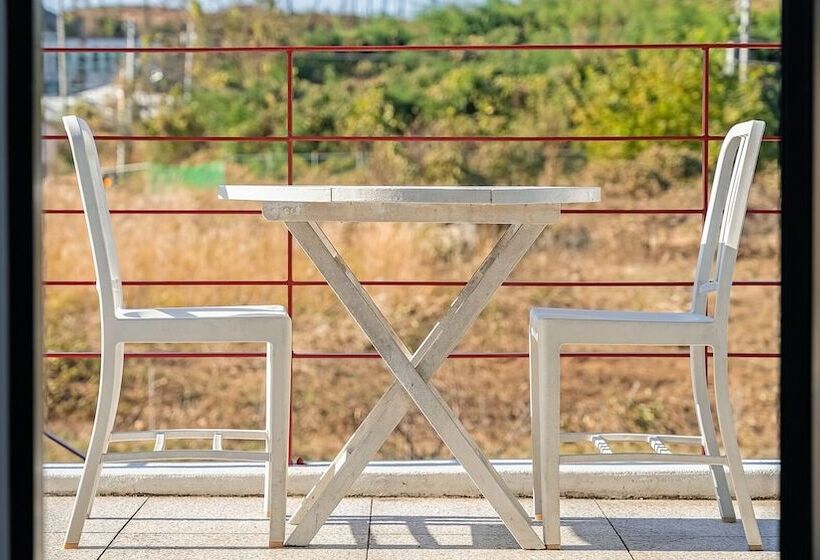 Gangneung Lacblanc Pension