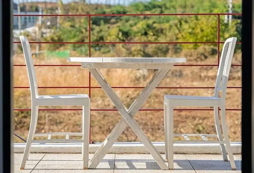 Gangneung Lacblanc Pension