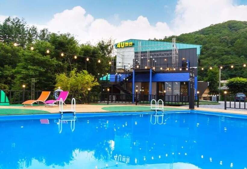 Gapyeong 4u Poolvilla & Spa Pension