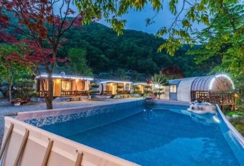 Gapyeong Petit Cabin Pension