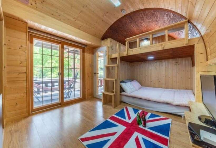 Gapyeong Petit Cabin Pension