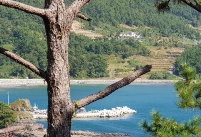 Goseong Family Pension