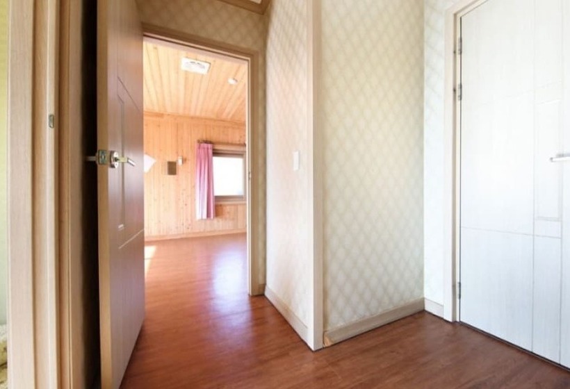 Goseong Family Pension