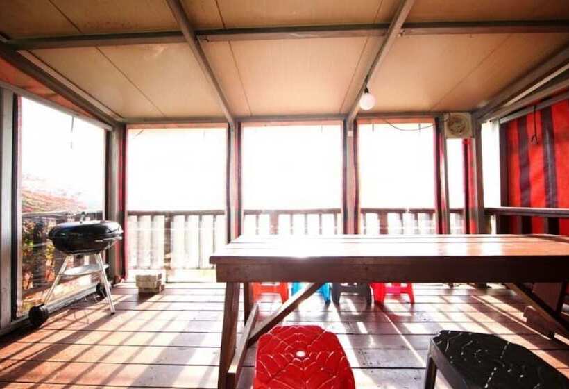 Goseong Family Pension