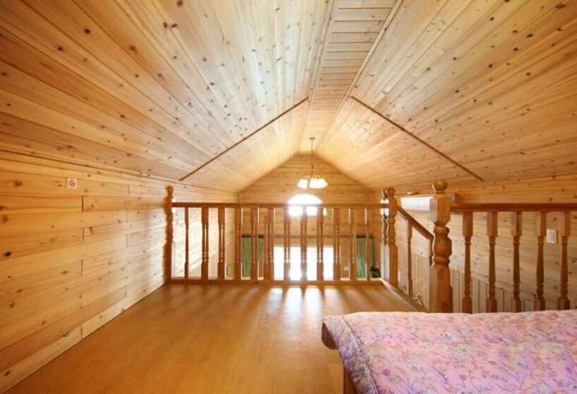 Goseong Family Pension