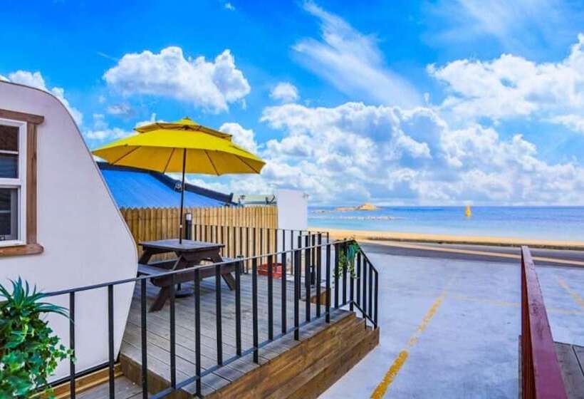 Goseong Hello Sea Caravan Pension