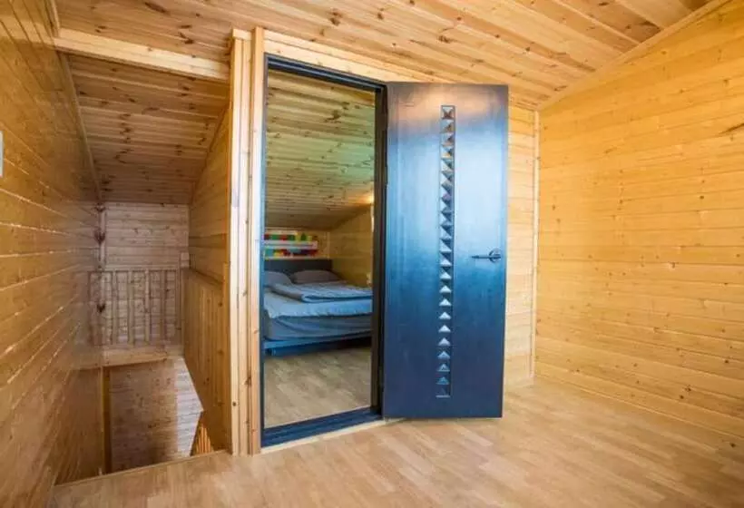 Goseong Hello Sea Caravan Pension