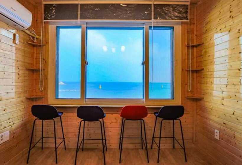 Goseong Hello Sea Caravan Pension