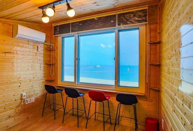 Goseong Hello Sea Caravan Pension