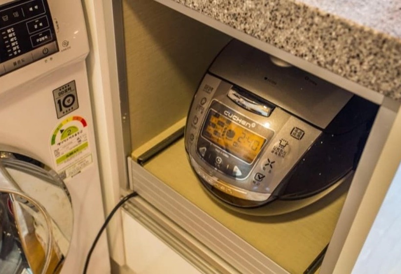 Goseong Hello Sea Caravan Pension