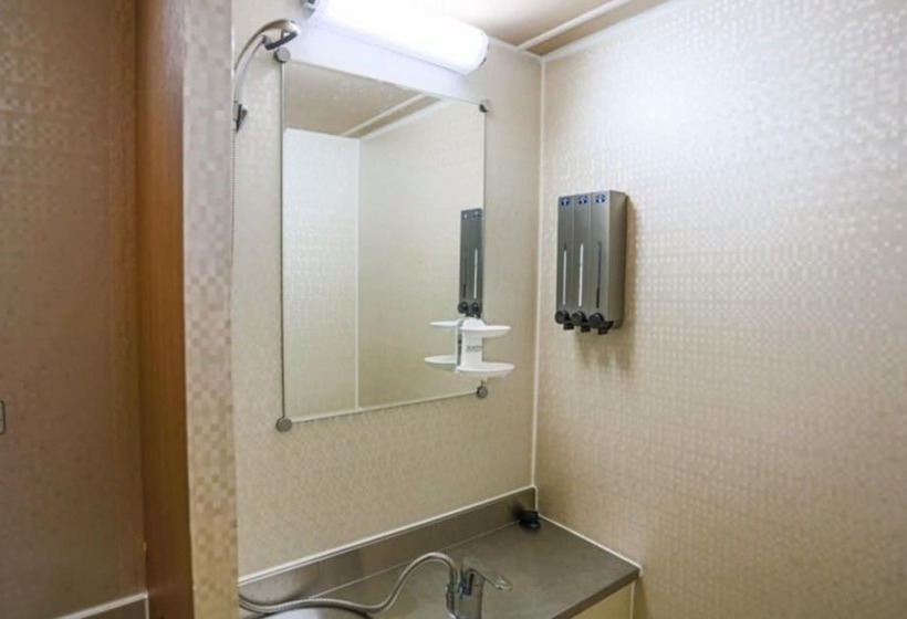 Goseong Hello Sea Caravan Pension