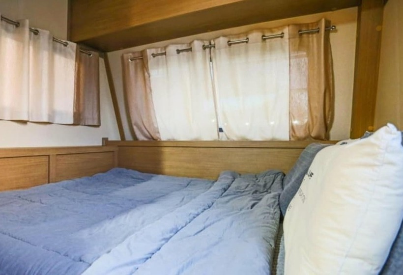 Goseong Hello Sea Caravan Pension