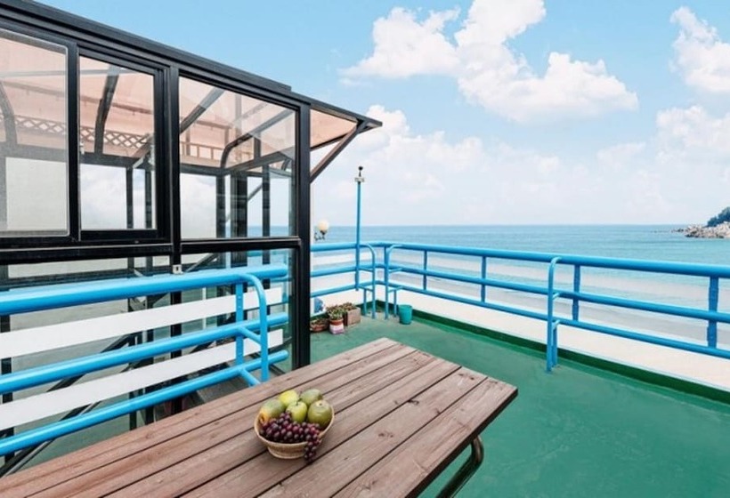 Goseong Jajackdo Aroma Pension