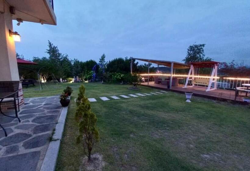 Goseong Rozelle Pension