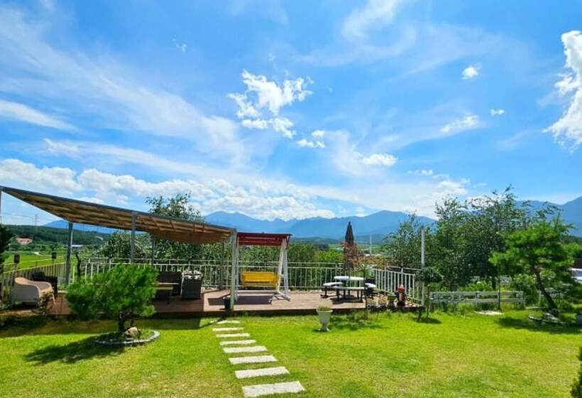 Goseong Rozelle Pension