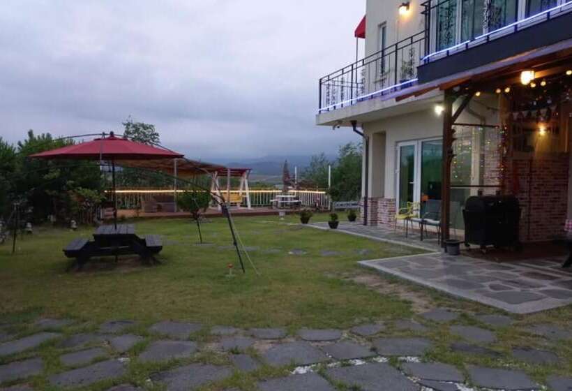 Goseong Rozelle Pension