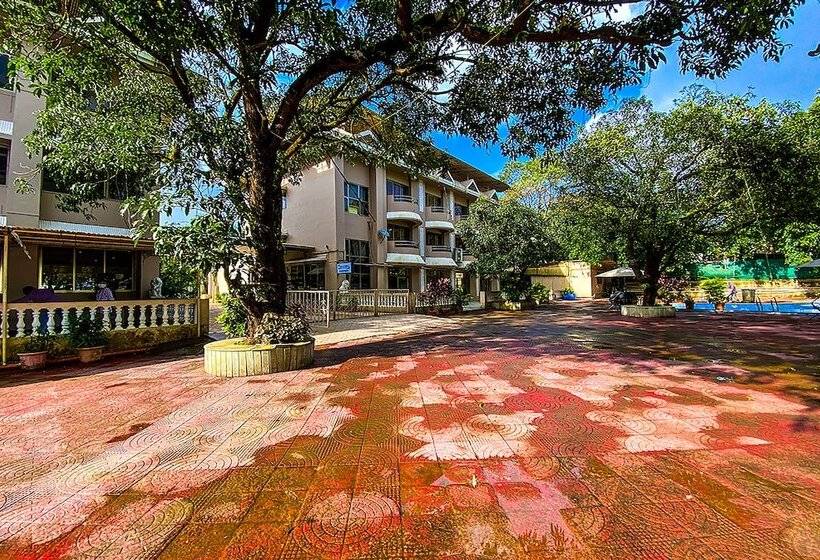 호텔 Aron Resort Lonavala Near Old Mumbai Pune Highway