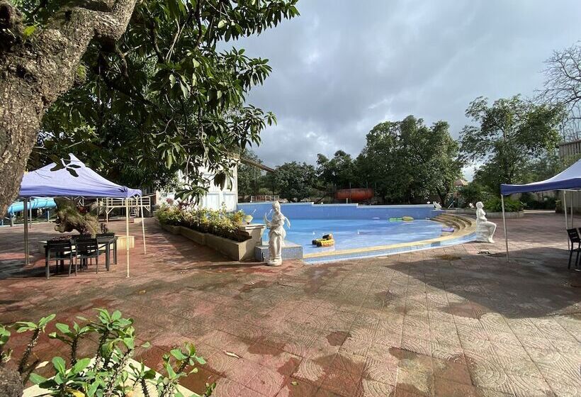 호텔 Aron Resort Lonavala Near Old Mumbai Pune Highway