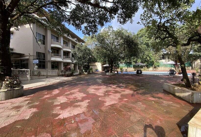 호텔 Aron Resort Lonavala Near Old Mumbai Pune Highway