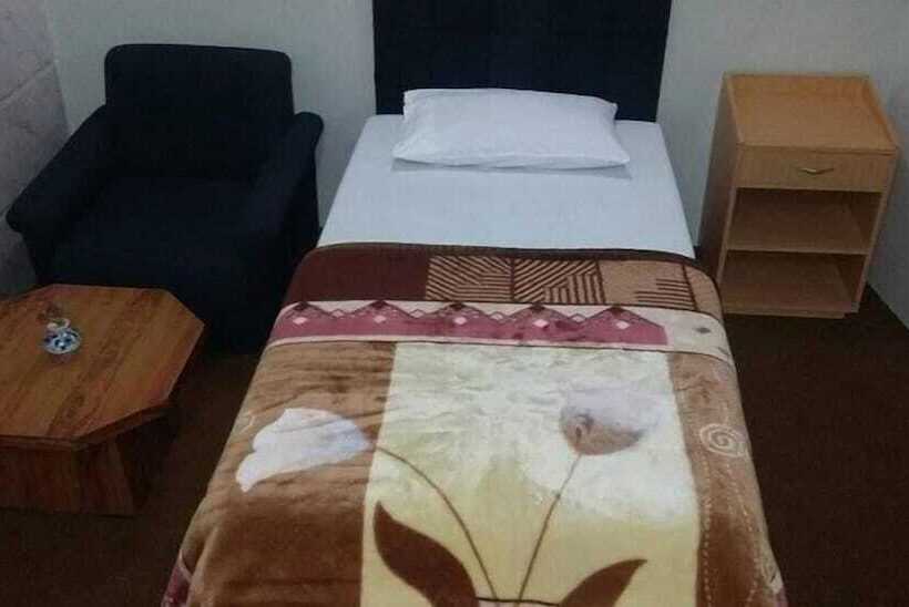 בית מלון כפרי Bloom Star