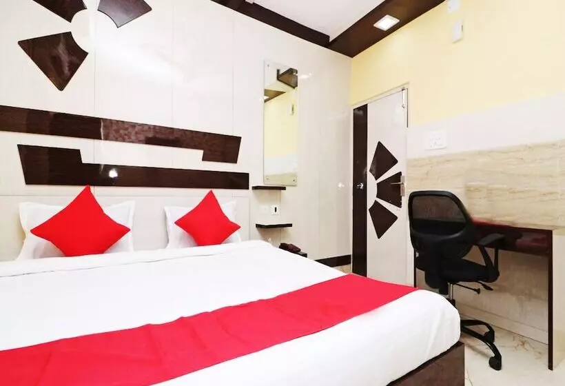 هتل Goroomgo Sanjoy Guest House Ruby Tagore Park Kolkata