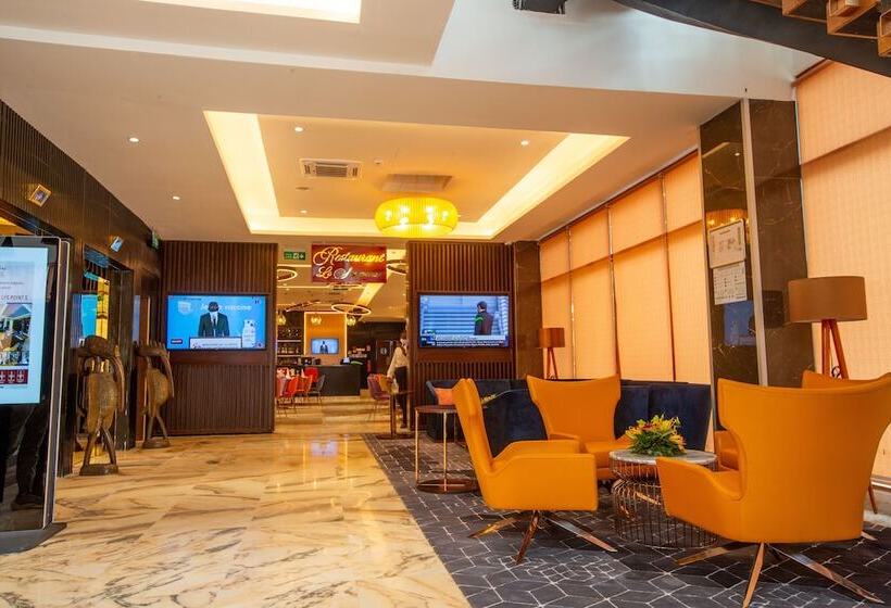 هتل Hôtel Fleur De Lys Point E