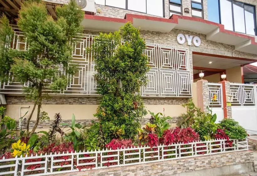 ホテル Oyo 805 La Belladoza