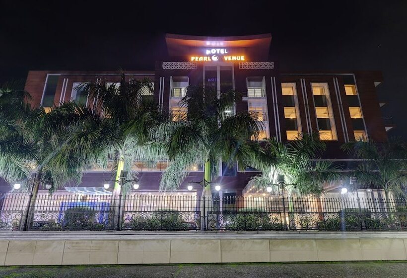 호텔 Treebo Premium Pearl Avenue