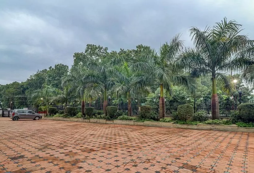 Hotelli Treebo Premium Pearl Avenue