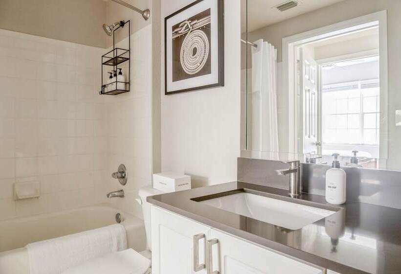 Kasa Wellington South Florida