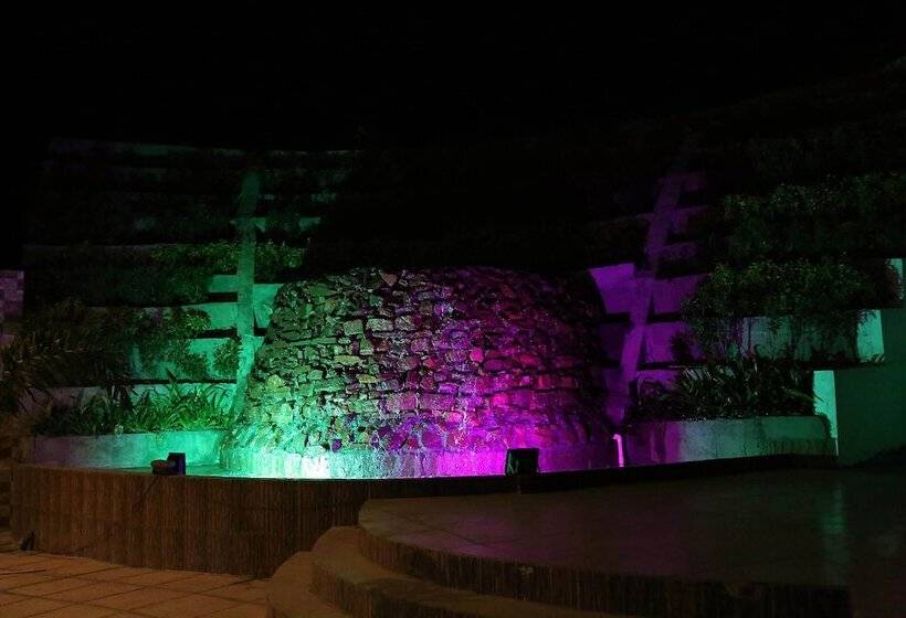 Khajoora Resort By Shrigo Hotels